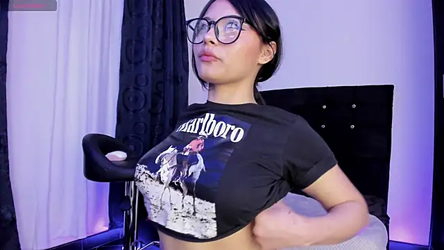 Snapshot of Heli-kowski chatting on 09/24/25, 04:41 Heli-kowski online show from 09/24/25, 04:41