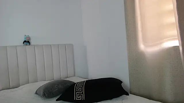 Snapshot of Harmony_lam1 chatting on 09/24/25, 02:23 Harmony lam1 online show from 09/24/25, 02:23