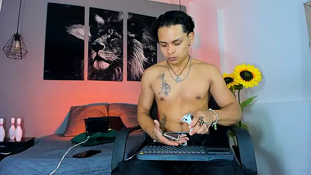 Snapshot of Draco_collins chatting on 12/05/25, 08:06 Draco collins online show from 12/05/25, 08:06