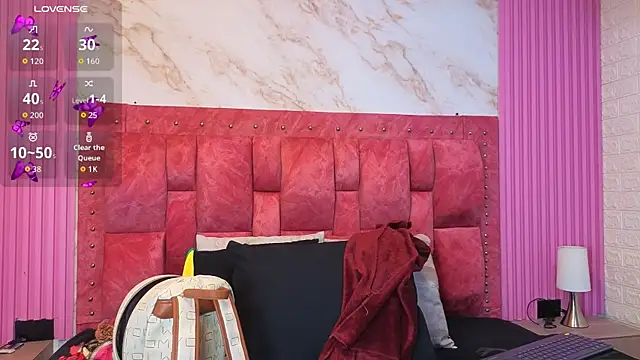 goldilockss15 online show from 04/06/26, 11:00