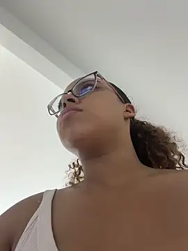 AlesiaCooper online show from 05/22/26, 02:20