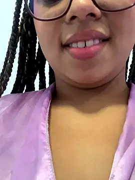 AlesiaCooper online show from 10/27/25, 08:10