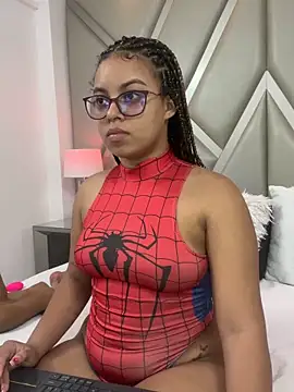 AlesiaCooper online show from 10/17/25, 08:21