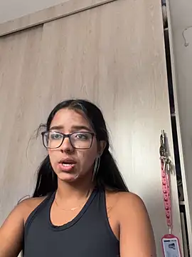 Snapshot of sofi_grisaless chatting on 09/29/25, 10:15 sofi grisaless online show from 09/29/25, 10:15