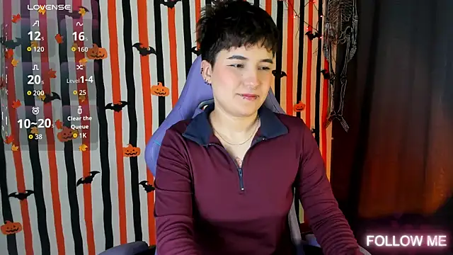 Snapshot of emma_cute7 chatting on 10/22/25, 04:01 emma cute7 online show from 10/22/25, 04:01