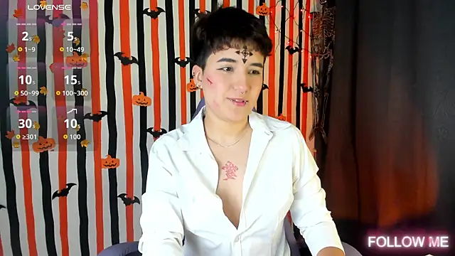 Snapshot of emma_cute7 chatting on 10/19/25, 02:47 emma cute7 online show from 10/19/25, 02:47