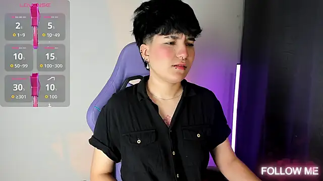 Snapshot of emma_cute7 chatting on 12/14/25, 08:53 emma cute7 online show from 12/14/25, 08:53