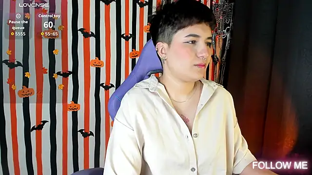 Snapshot of emma_cute7 chatting on 10/12/25, 03:30 emma cute7 online show from 10/12/25, 03:30