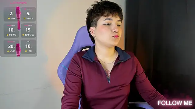 Snapshot of emma_cute7 chatting on 09/10/25, 02:32 emma cute7 online show from 09/10/25, 02:32