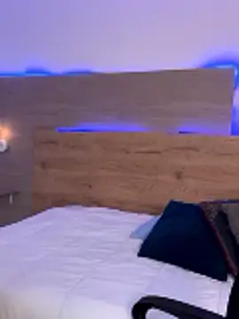  Ananyaa lovd online show from 01/17/26, 01:37