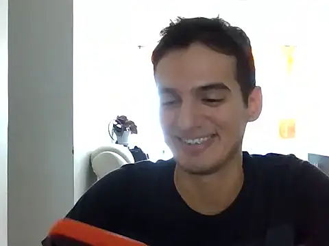 Snapshot of Thiagobb7 chatting on 09/20/25, 09:53 Thiagobb7 online show from 09/20/25, 09:53