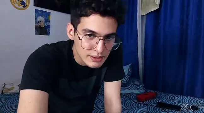 Snapshot of Thiagobb7 chatting on 03/17/25, 03:14 Thiagobb7 online show from 03/17/25, 03:14