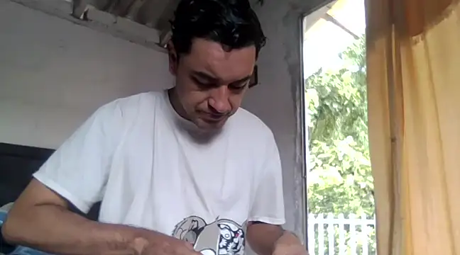 hino chan online show from 03/14/25, 01:24