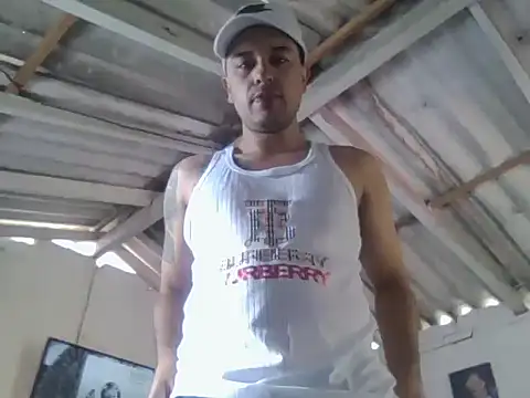 hino chan online show from 10/05/25, 02:08