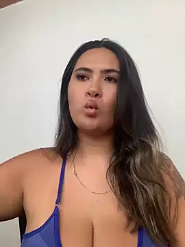 Snapshot of megan_jonesss chatting on 03/10/25, 07:50 megan jonesss online show from 03/10/25, 07:50