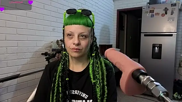 freyaa sorcerees online show from 10/12/25, 01:18