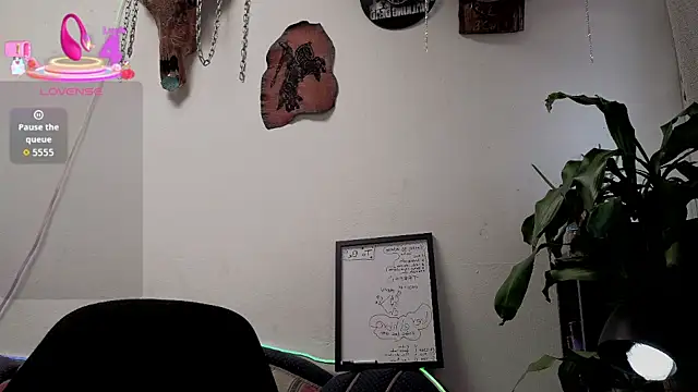 freyaa sorcerees online show from 10/21/25, 07:02