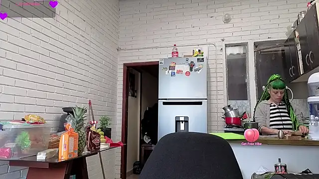 freyaa sorcerees online show from 09/11/25, 02:50