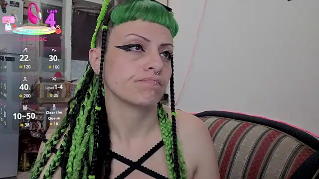 freyaa sorcerees online show from 10/22/25, 03:22