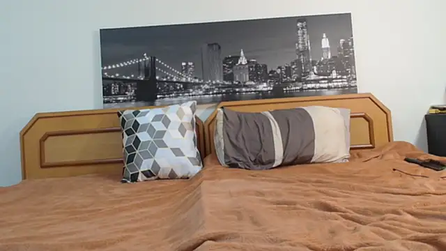 yourhoneyfemboy online show from 03/13/25, 09:32