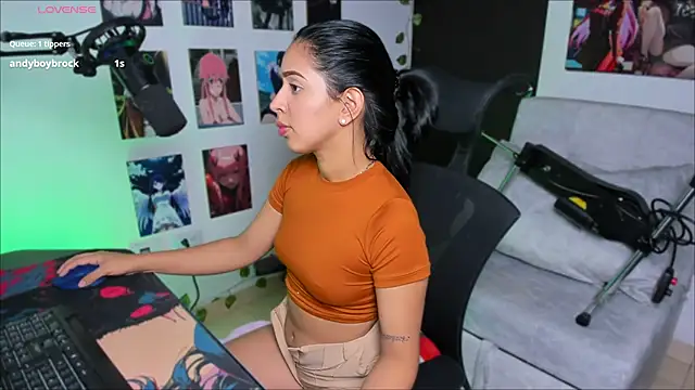 Vickysth online show from 10/29/25, 10:52