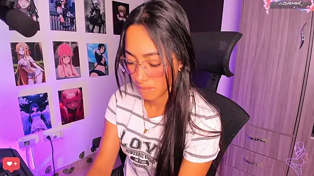 Vickysth online show from 03/18/25, 09:43