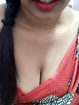 Snapshot of Indian_kannada_girl1 chatting on 10/24/25, 04:33 Indian kannada girl1 online show from 10/24/25, 04:33
