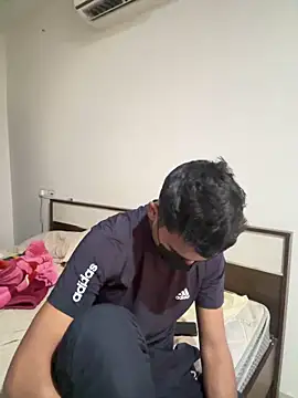 Hotswetie online show from 03/20/25, 02:19