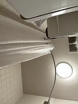 flores6cachondo9 online show from 12/17/25, 12:10