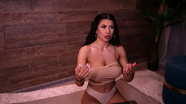 Snapshot of TanyaVonDe chatting on 10/09/25, 04:51 TanyaVonDe online show from 10/09/25, 04:51