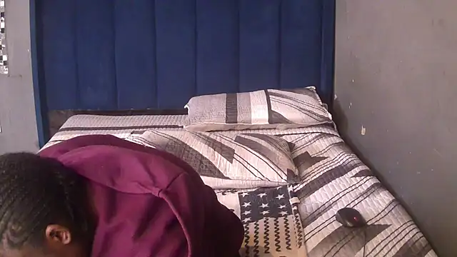 Snapshot of SexyShybarbie chatting on 06/22/26, 06:32 SexyShybarbie online show from 06/22/26, 06:32