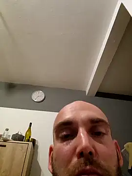 Smokeym123 online show from 03/14/25, 01:37