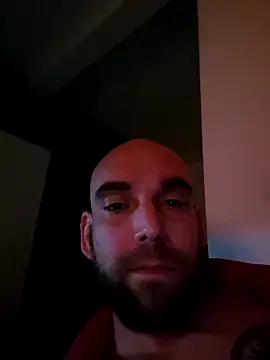 Smokeym123 online show from 11/08/25, 02:48