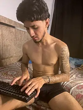 Snapshot of Zayn_kane chatting on 06/04/26, 03:44 Zayn kane online show from 06/04/26, 03:44