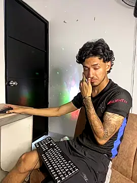 Zayn kane online show from 11/06/25, 01:15