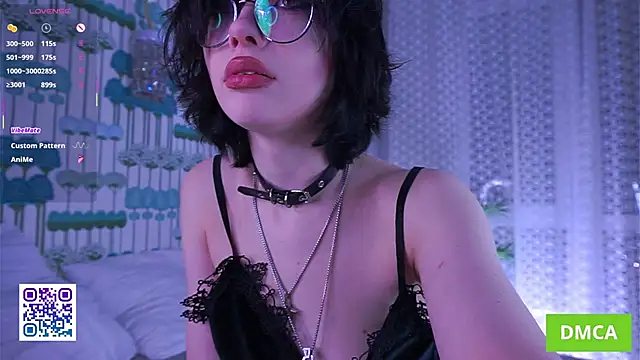 JodyHeap online show from 11/30/25, 05:58