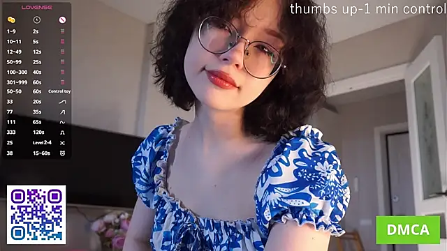 Snapshot of JodyHeap chatting on 06/11/26, 05:59 JodyHeap online show from 06/11/26, 05:59