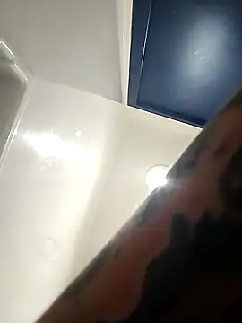 Seet Hanna online show from 11/15/25, 10:36