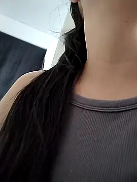 Seet Hanna online show from 09/29/25, 03:39