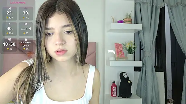 Snapshot of eva_sin18 chatting on 11/21/25, 11:15 eva sin18 online show from 11/21/25, 11:15