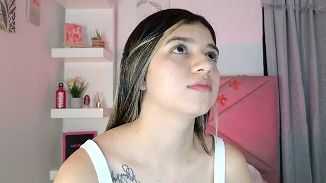 Snapshot of eva_sin18 chatting on 10/09/25, 11:16 eva sin18 online show from 10/09/25, 11:16