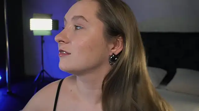 saint trisha online show from 03/21/26, 08:24