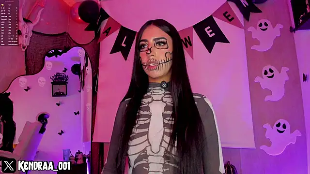 Kendramillerr 1 online show from 10/20/25, 03:08