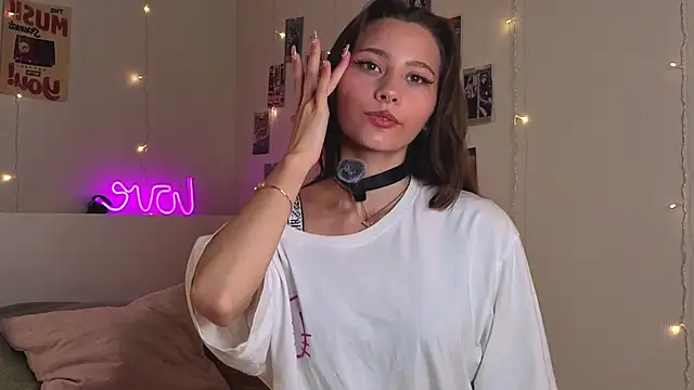 EditaBails online show from 09/17/25, 06:32