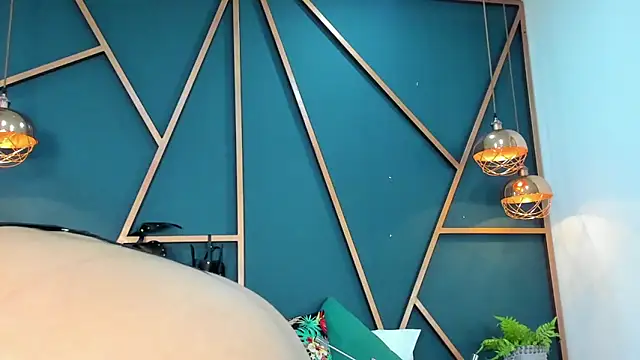 Lia Valmont online show from 03/03/26, 02:13