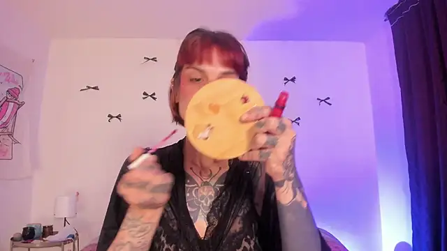 Alessamoth online show from 07/12/26, 05:36