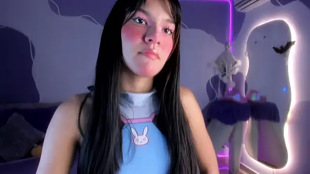 auroracute02 online show from 11/08/25, 01:47