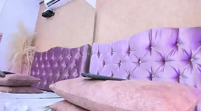 KarlajSmith online show from 03/13/25, 04:45