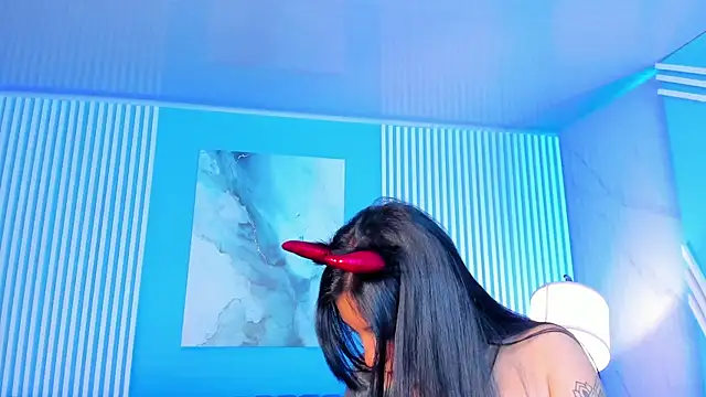 Snapshot of roxy_hell chatting on 10/31/25, 12:13 roxy hell online show from 10/31/25, 12:13