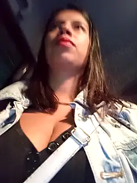 Snapshot of Nathaly_12 chatting on 10/14/25, 11:14 Nathaly 12 online show from 10/14/25, 11:14